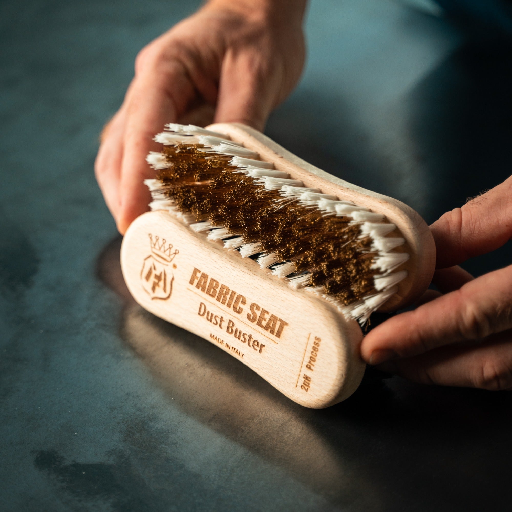 FLOOR CARPET BRUSH - Dust buster for 2ph process